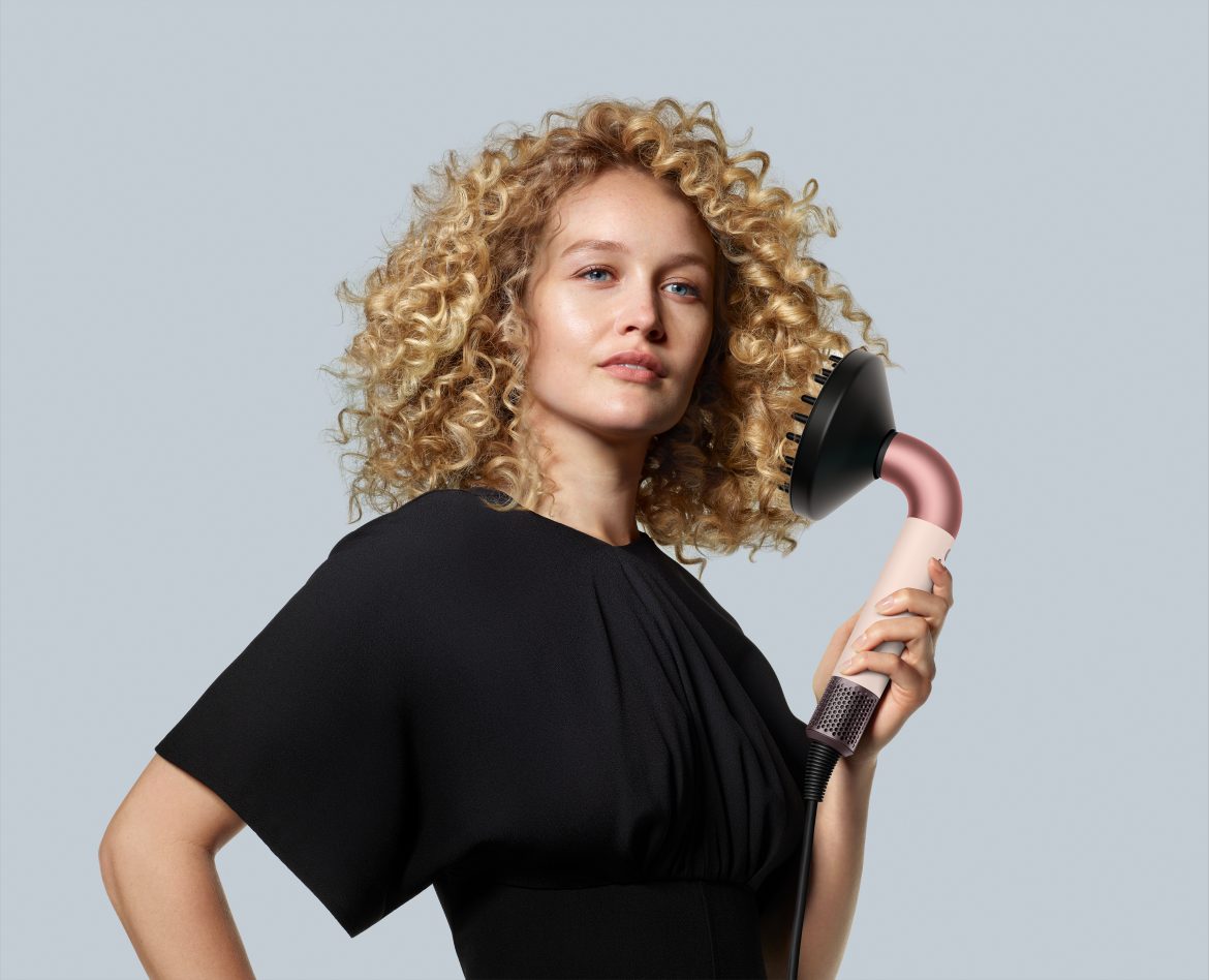 Supersonic R Diffuser Bringing Professional Hairstyling Home: Dyson Supersonic r™